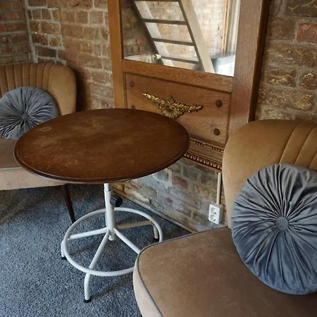 De Bezige Bij Bed and breakfast