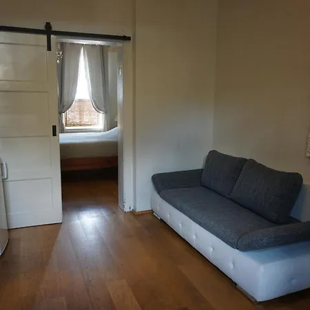 De Bezige Bij 케르크라데